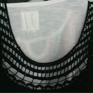 Cache Women's Black Sleeveless Top